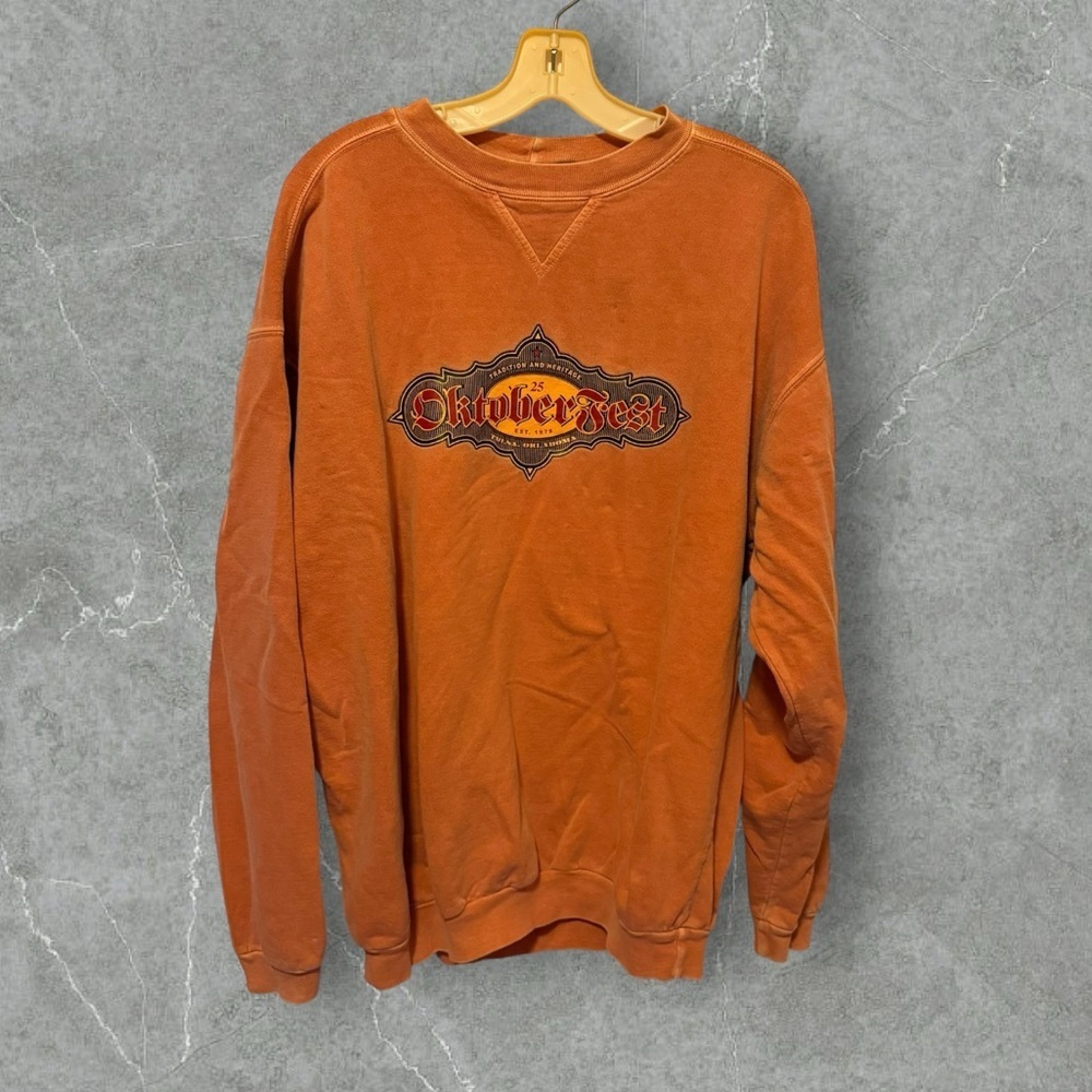 Vintage 2004 Flash Avanti Oktoberfest Sweatshirt
